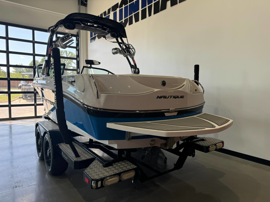 2011 Nautique Boats Super Air Nautique 210 for sale in Lewisville, Texas