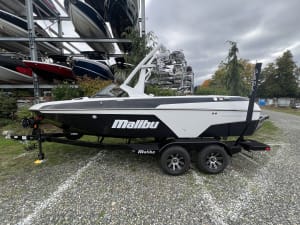 2025-malibu-wakesetter-vtx-97653-image1