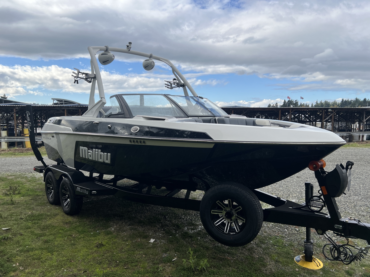 2025 Malibu 20 VTX