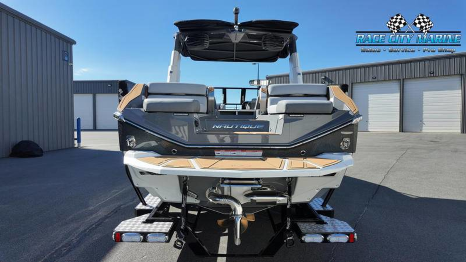 2025 Nautique Paragon 23