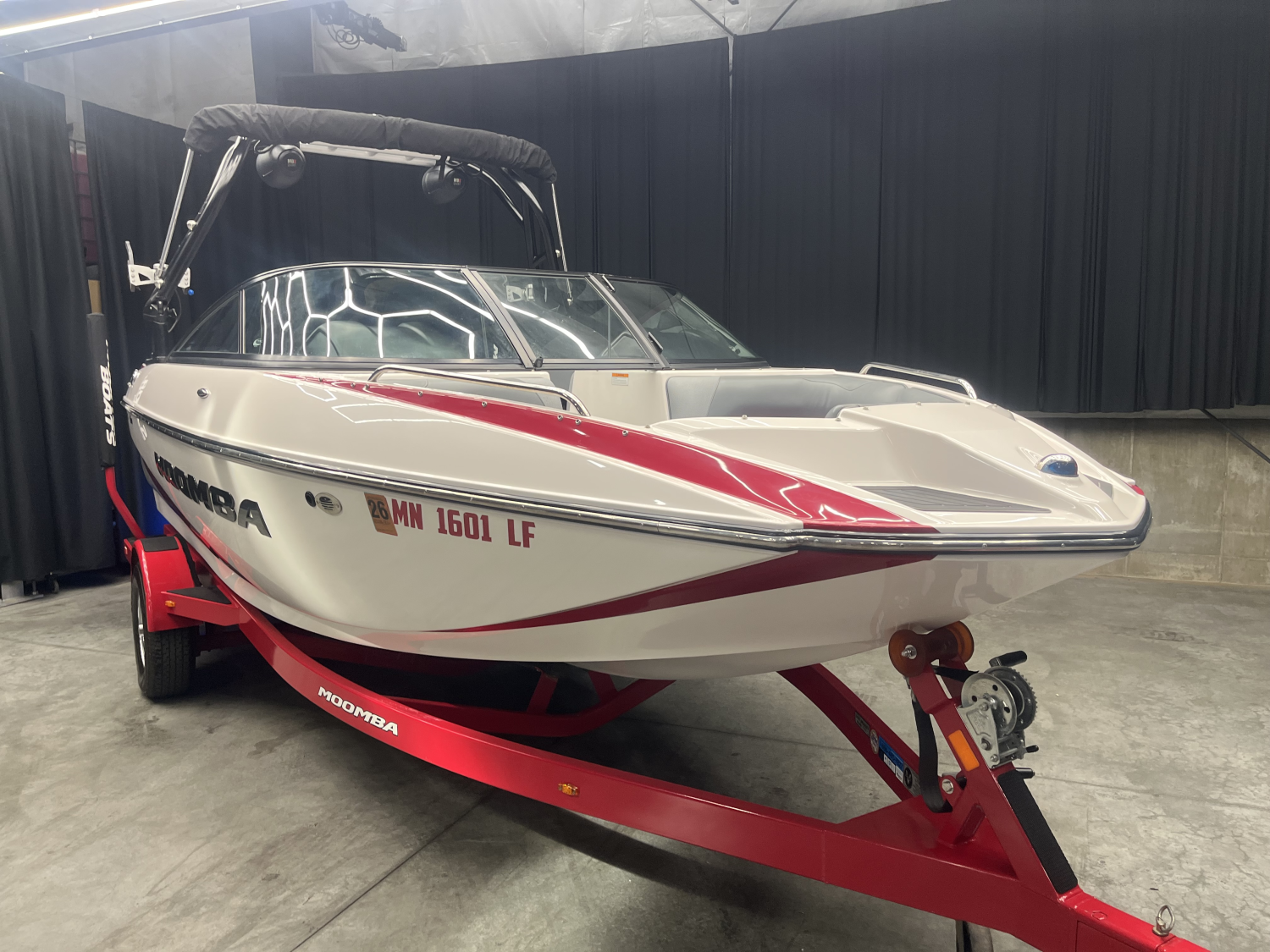 2015 Moomba Mondo