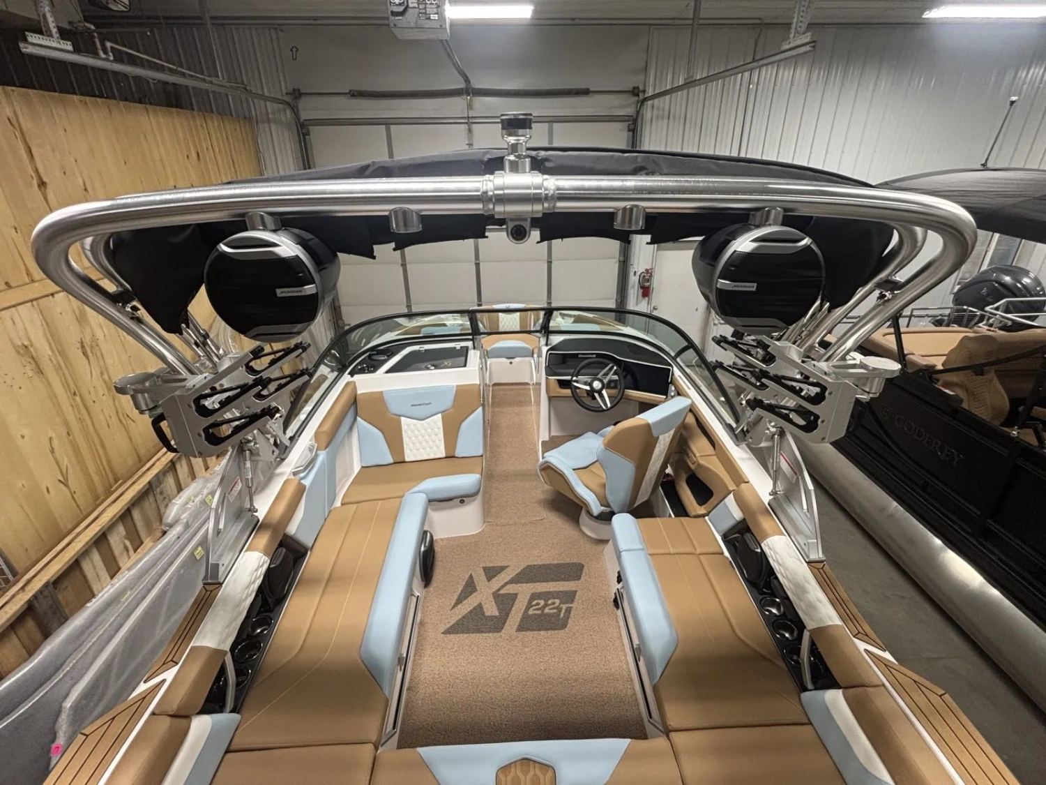 2026 MASTERCRAFT XT22T