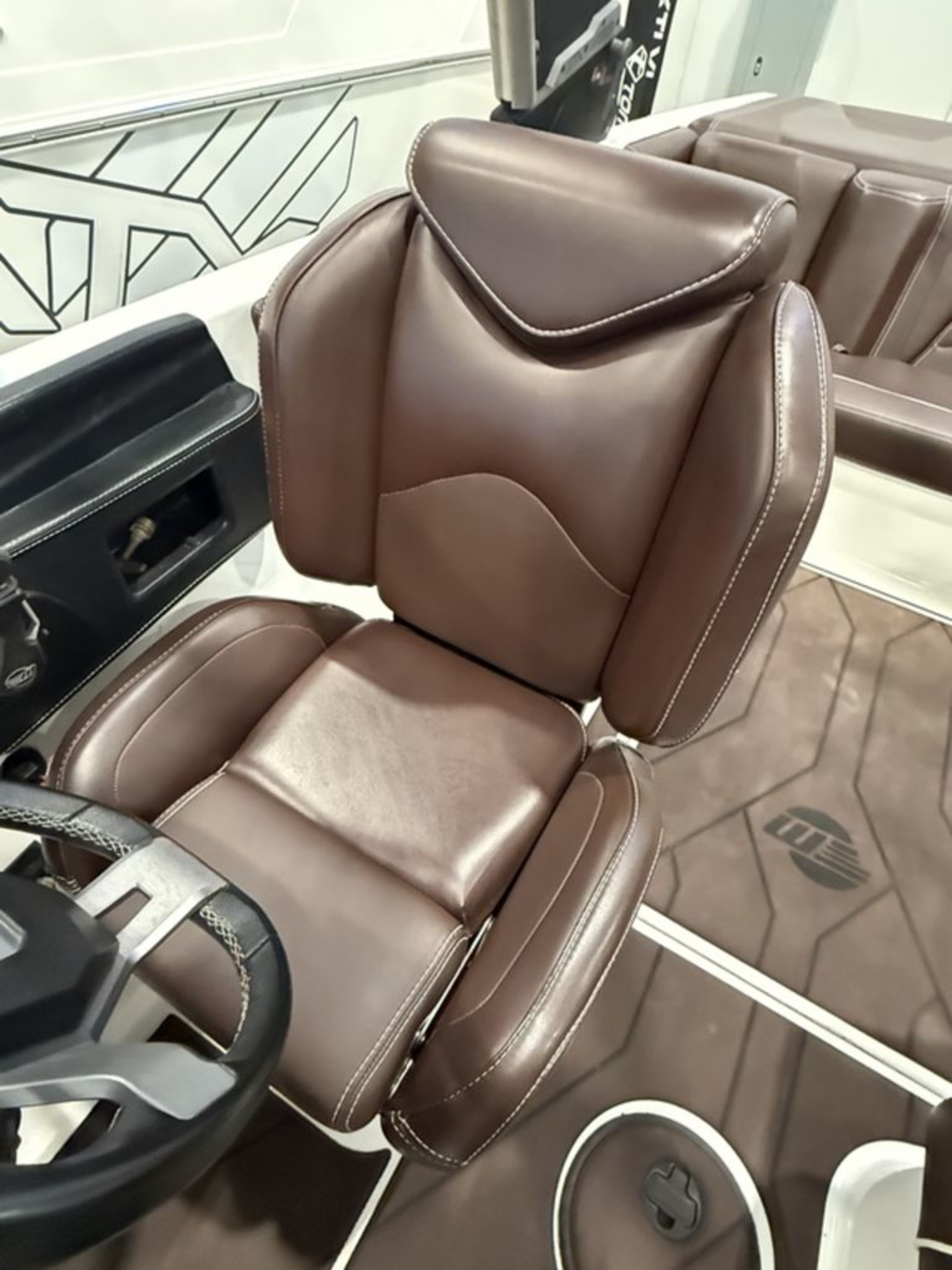 2021 Malibu Boats 21 VLX