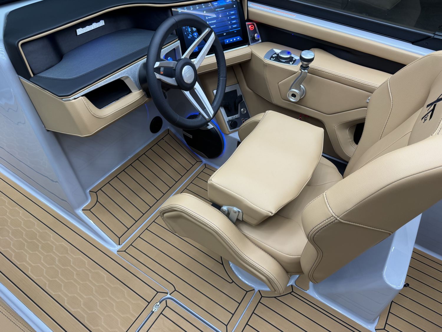 2026 MasterCraft XT24