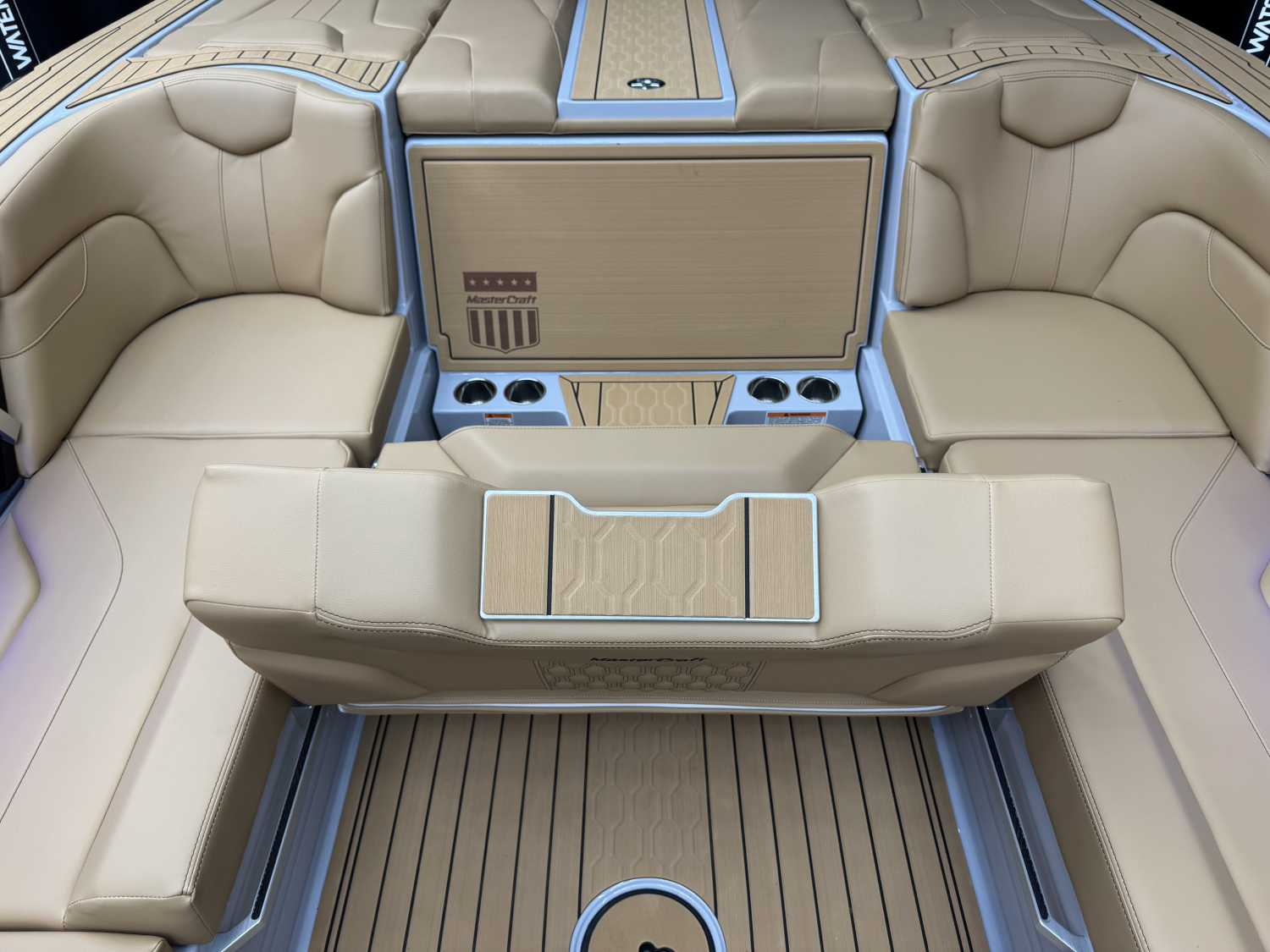 2026 MasterCraft XT24