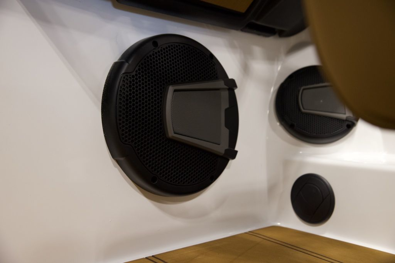 2026 Axis Wake Research A200