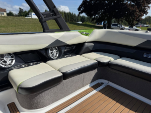 2015 Malibu Boats Wakesetter 23 LSV for sale in Walloon Lake, Michigan