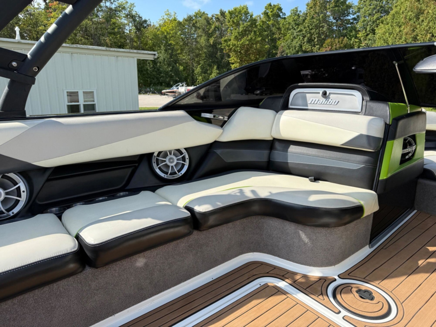 2015 Malibu Boats Wakesetter 23 LSV