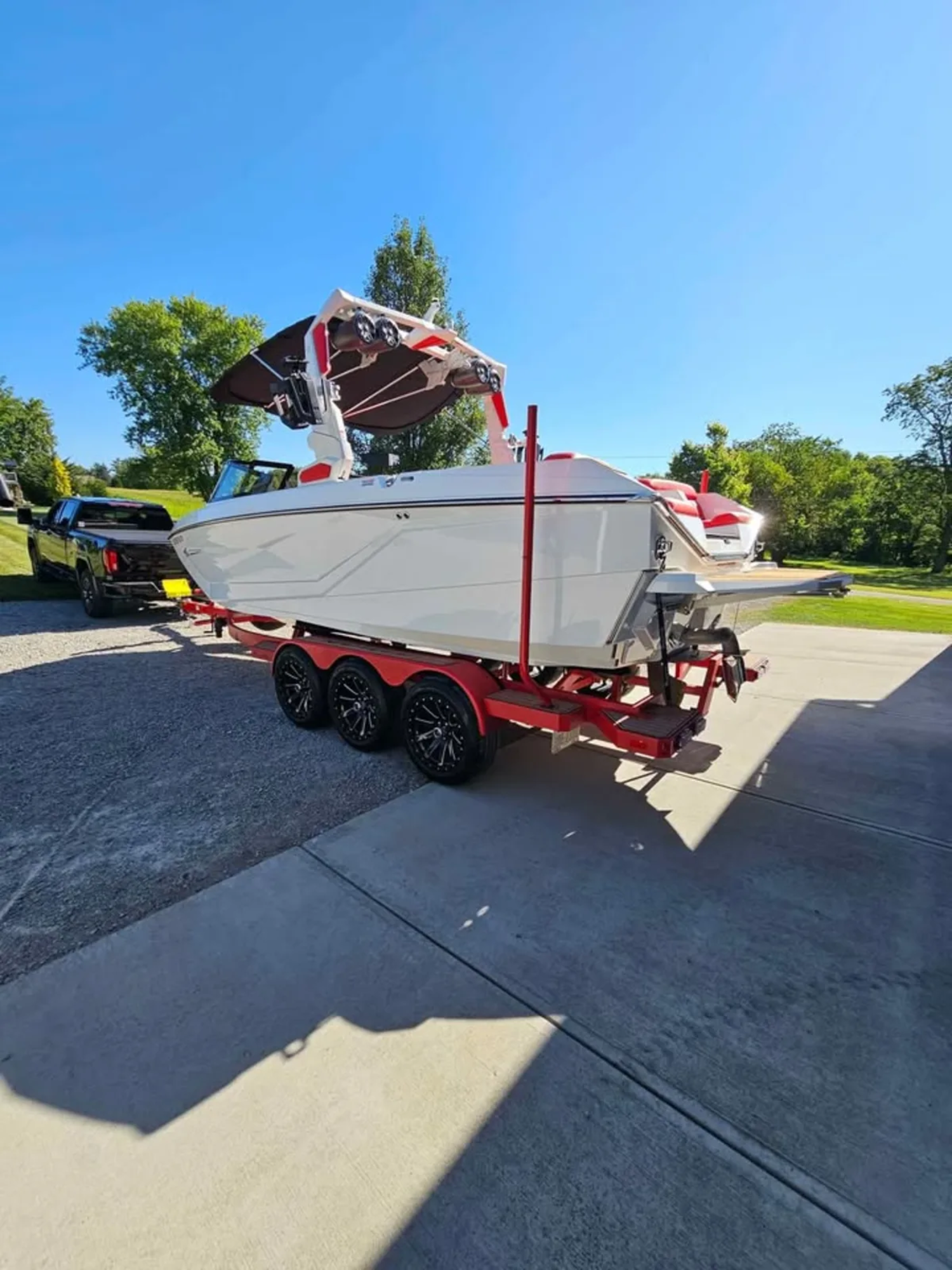 2022 Nautique G23