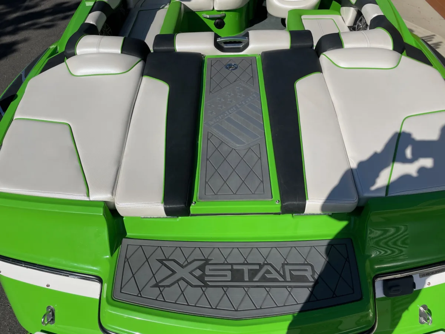 2013 MASTERCRAFT X-STAR W/7.4L 522HP POWER PLANT.  ONLY 247 HOURS