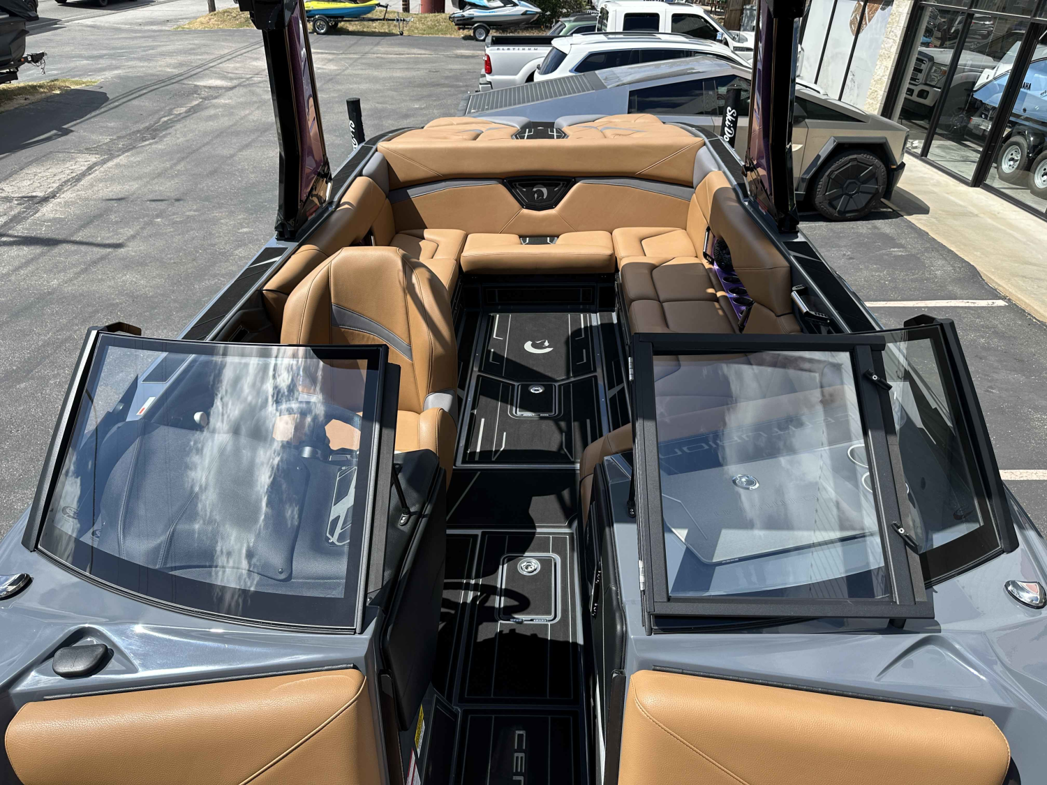 2026 Centurion Nv243