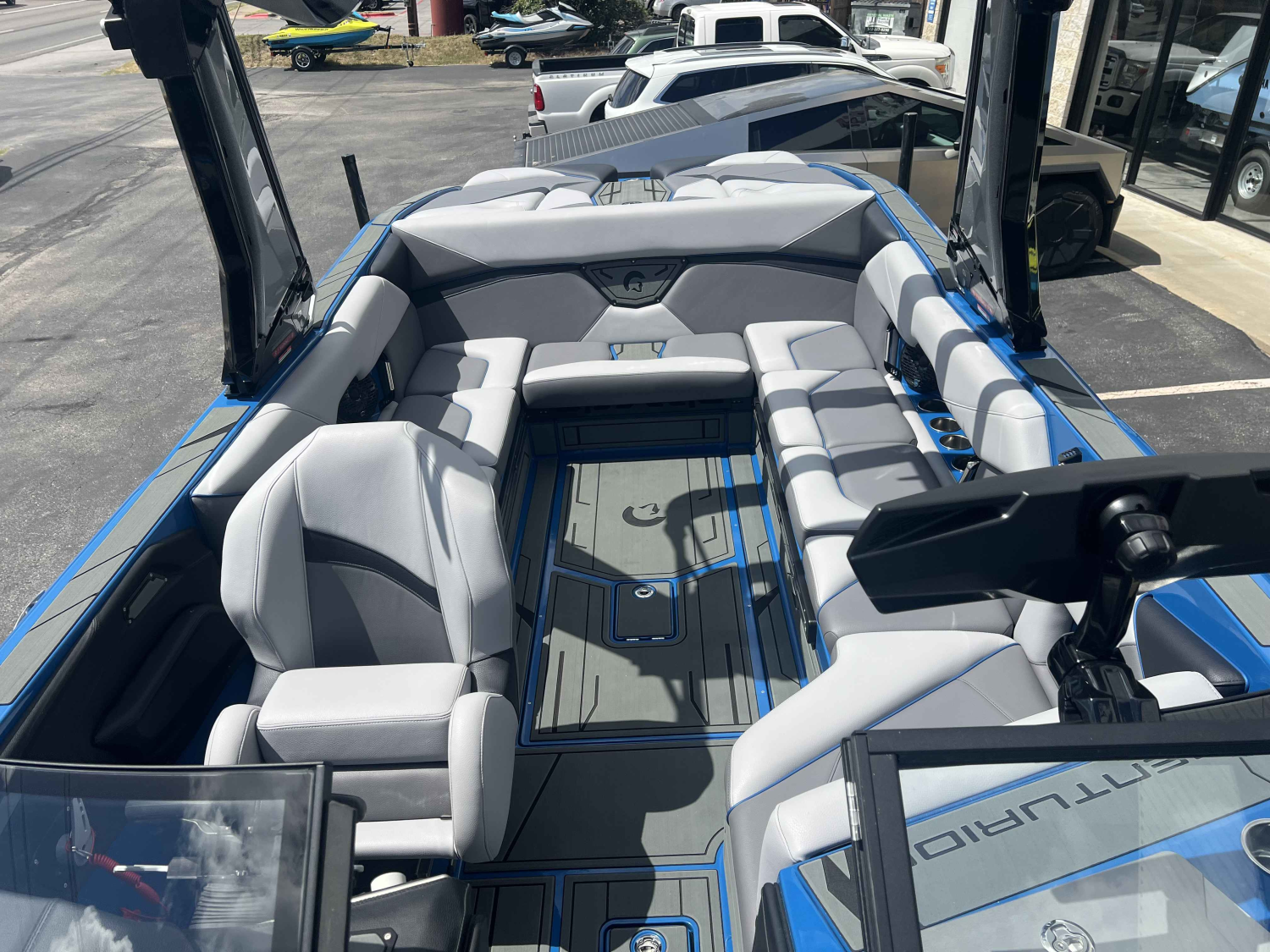 2026 Centurion NV243