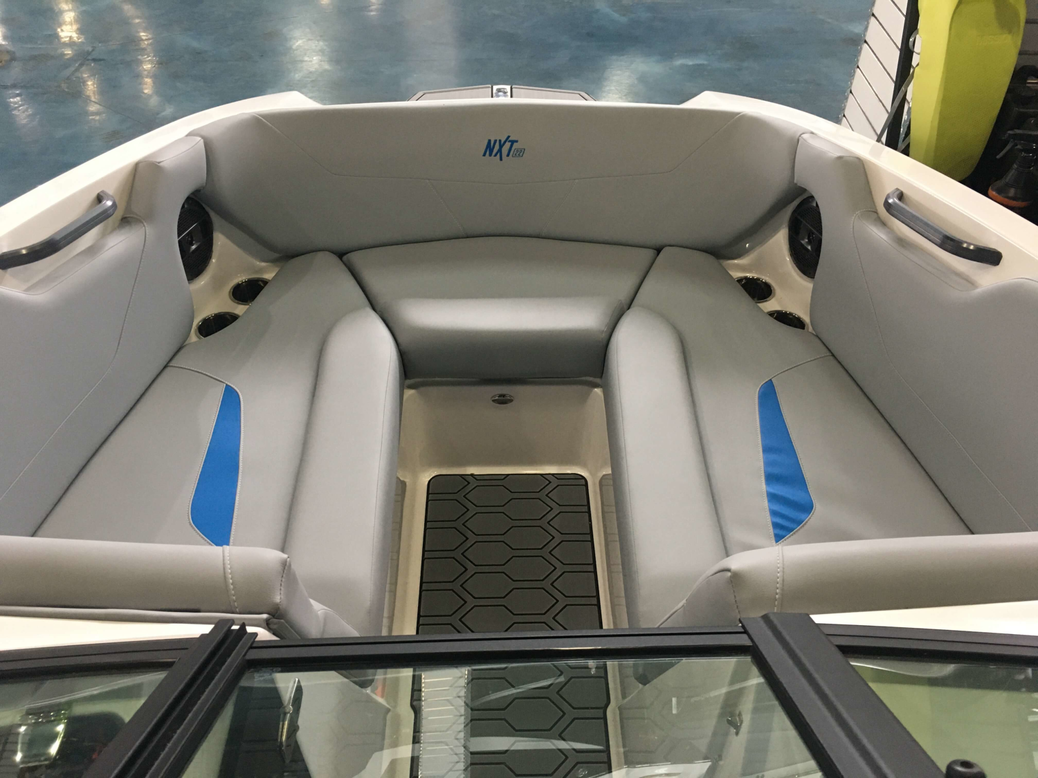 2022 MasterCraft NXT22