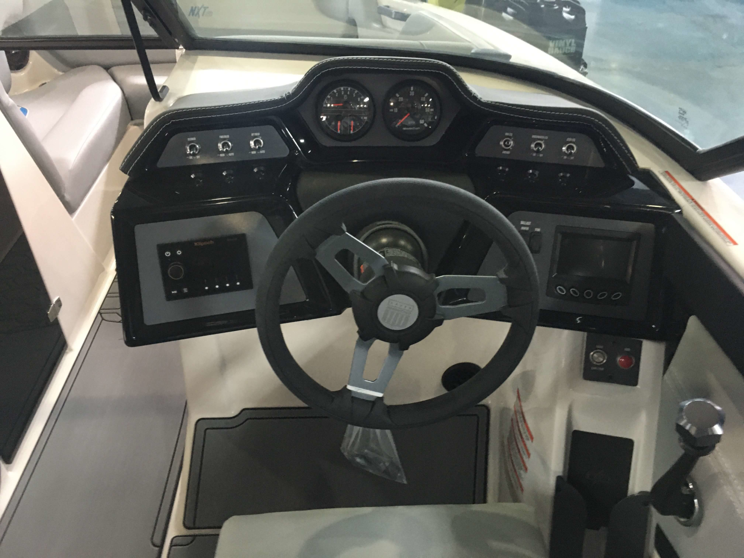 2022 MasterCraft NXT22