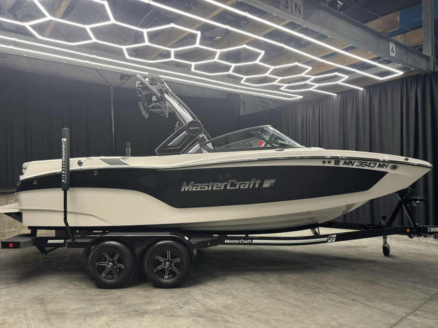 2022 Mastercraft Boats XT22 for sale in , 