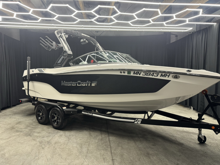 2022 Mastercraft Boats XT22 for sale in , 