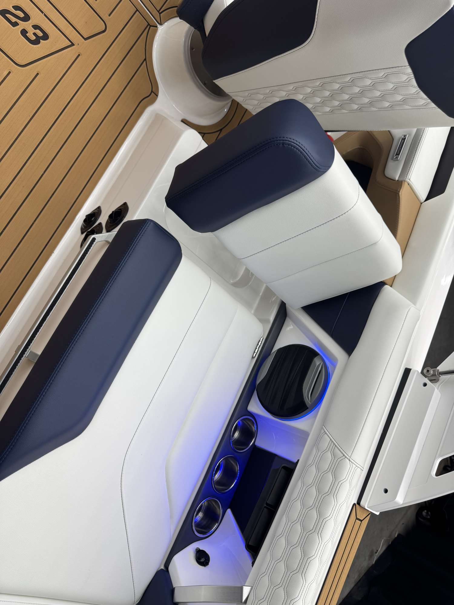 2026 MasterCraft XT23