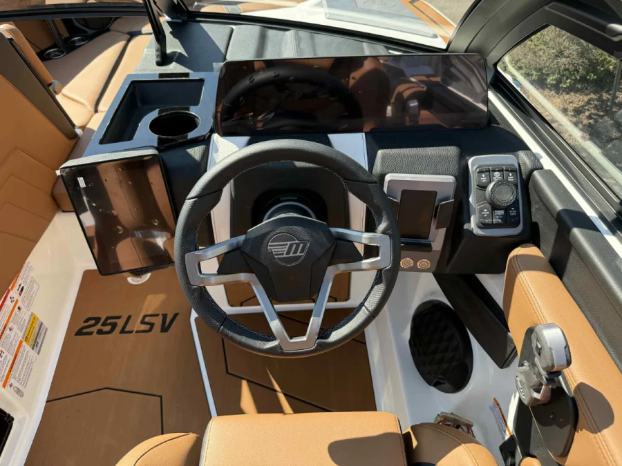 2026 Malibu Boats Wakesetter 25 LSV for sale in Edmond, Oklahoma