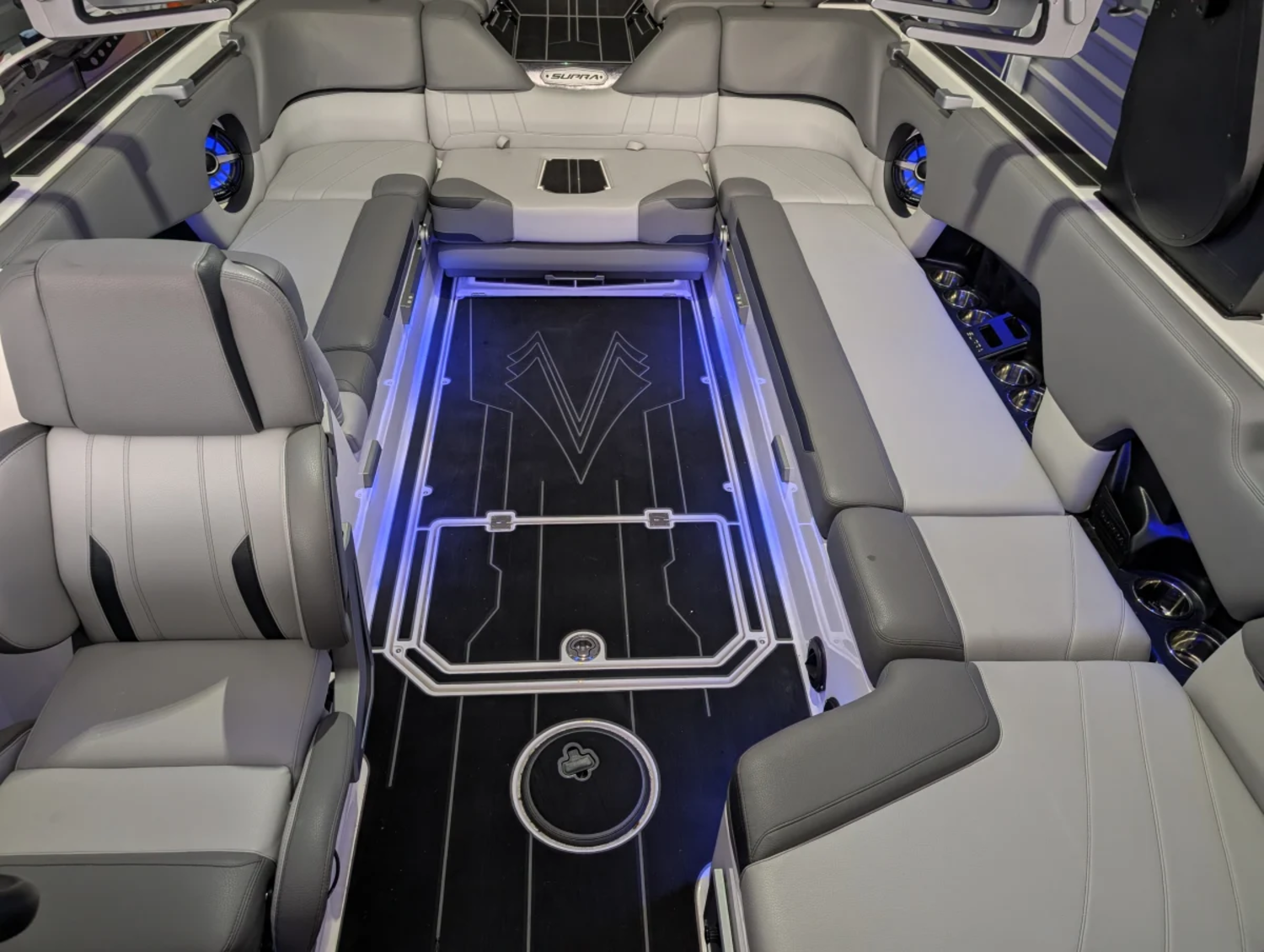 2021 Supra SE 550**lake limo!**