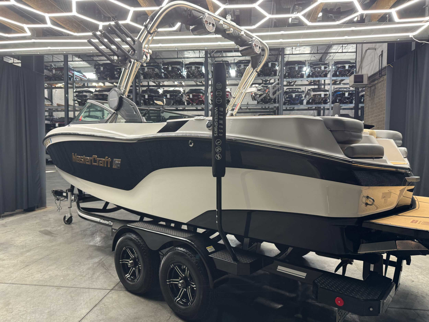 2022 MasterCraft XT22