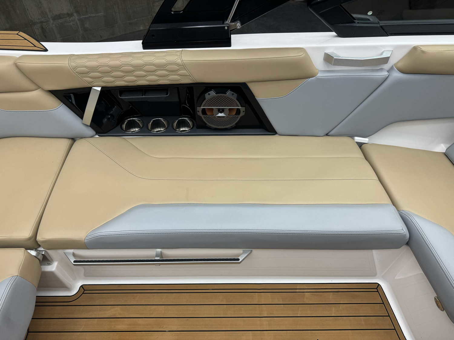 2022 MasterCraft XT22