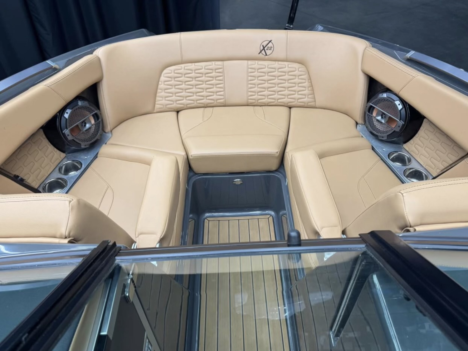 2021 MasterCraft X22