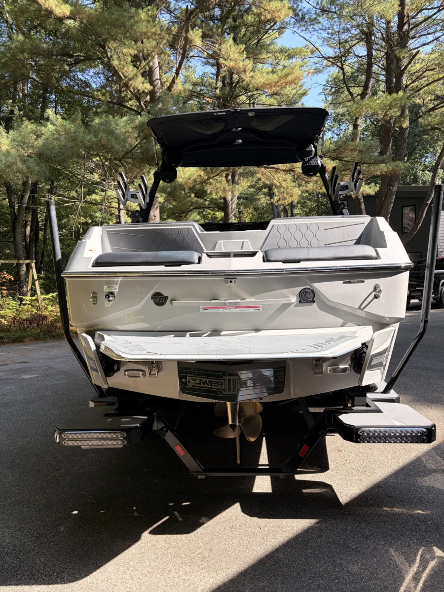 2022 Malibu Boats M220 for sale in Rockford, Michigan