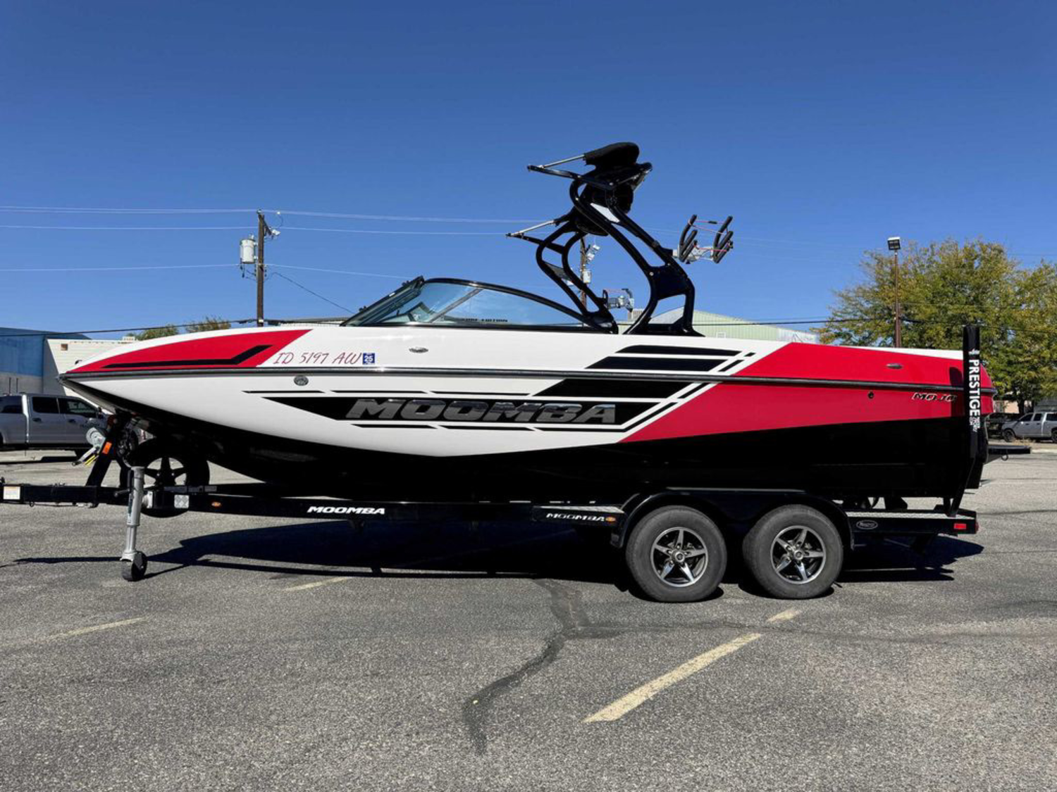 2016 MOOMBA Mojo