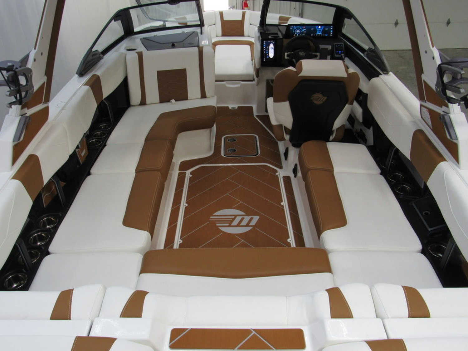 2026 Malibu Boats 23 LSV