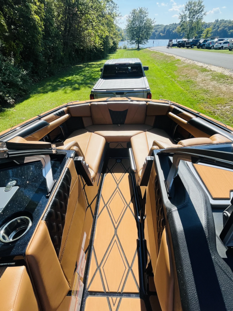 2024 Malibu Boats M242 for sale in Brattleboro, Vermont