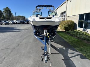 2021-mastercraft-x24-100388-image3