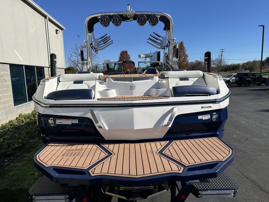 2021-mastercraft-x24-100388-image6