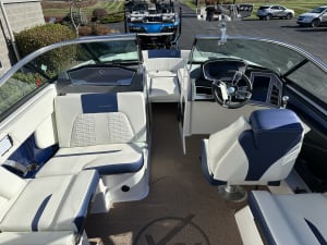 2021-mastercraft-x24-100388-image7