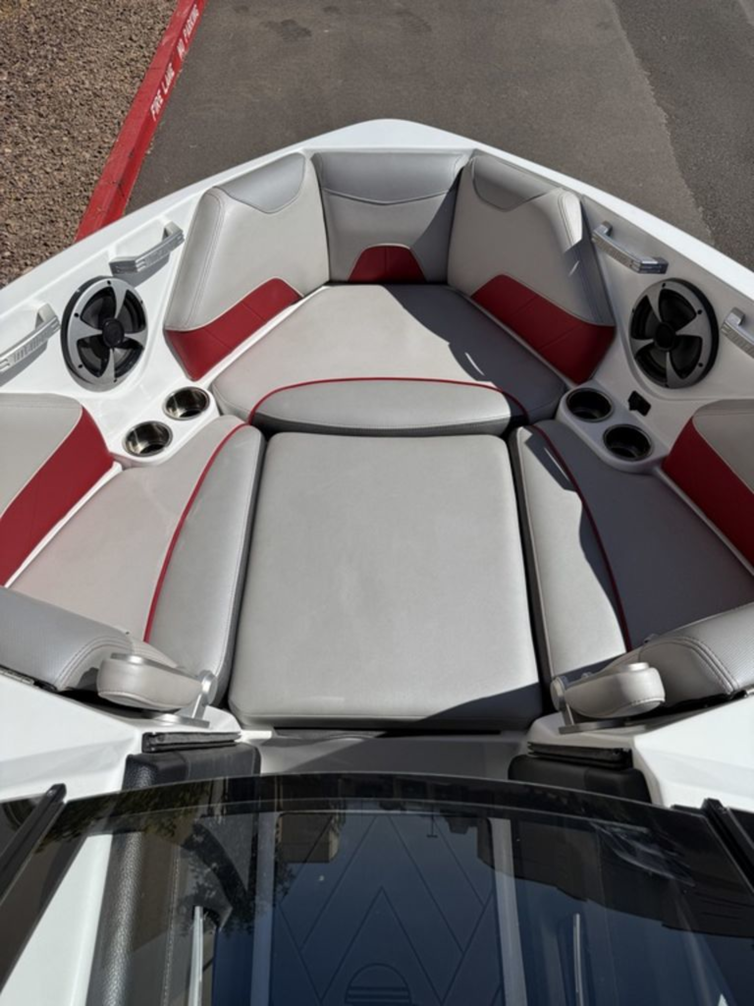 2018 Malibu Boats 23 LSV