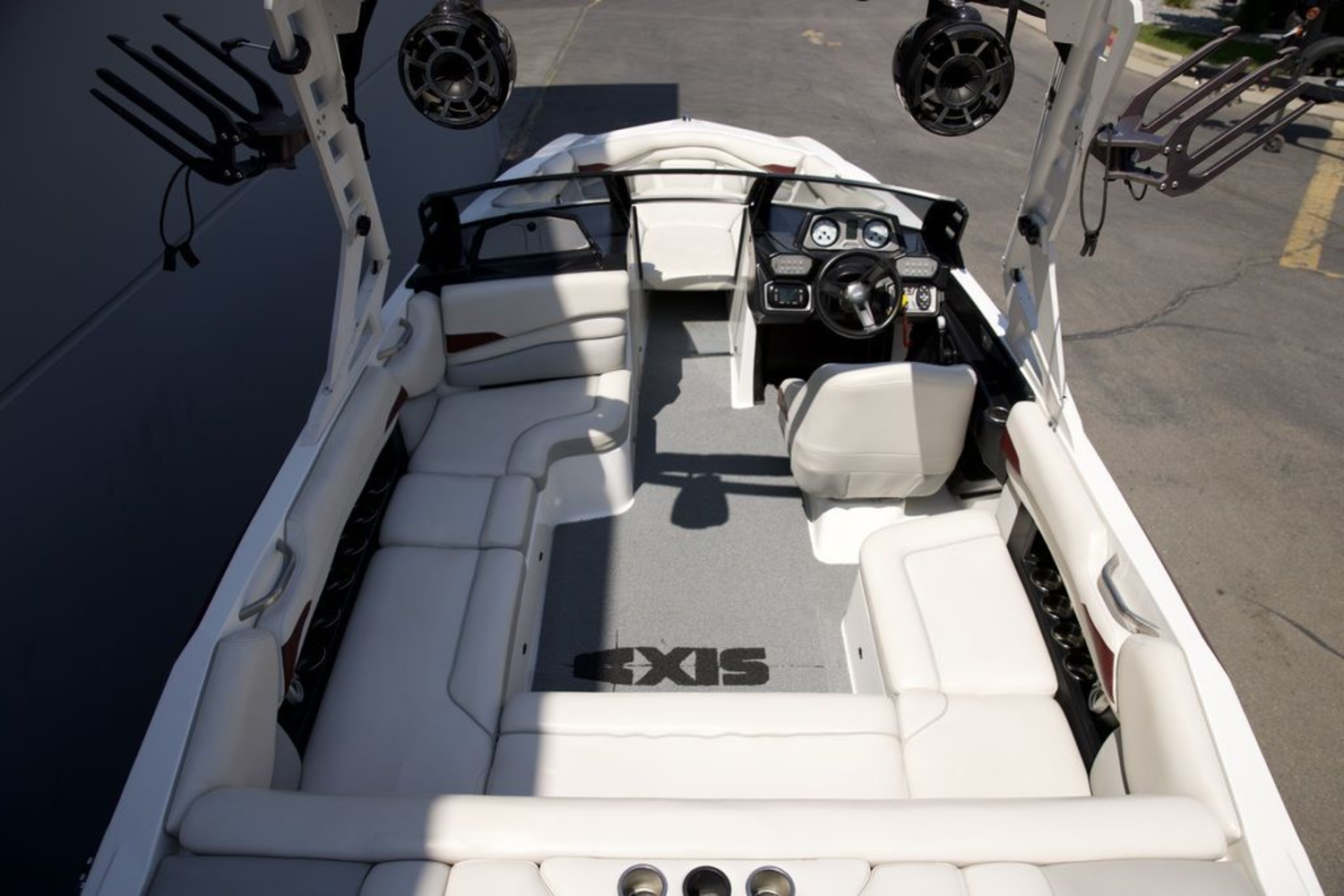 2018 Axis Wake Research A22