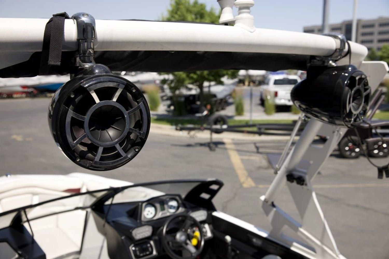 2018 Axis Wake Research A22