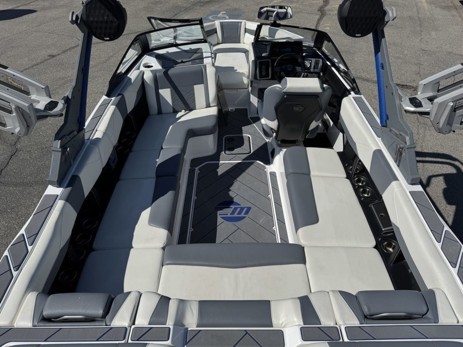 2024 Malibu Boats Wakesetter 23 LSV