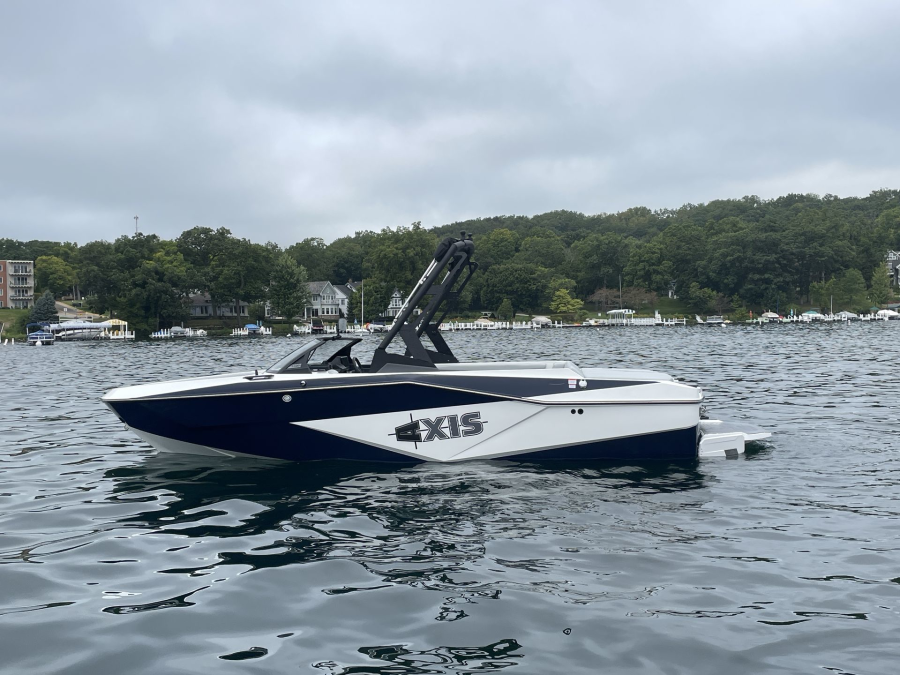 2024 Axis Boats T220 for sale in Fontana, Wisconsin