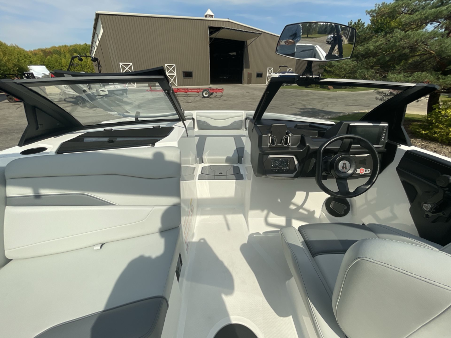 2024 Axis Boats T220 for sale in Fontana, Wisconsin
