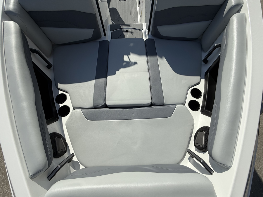 2025 Axis Boats T235 for sale in Fontana, Wisconsin