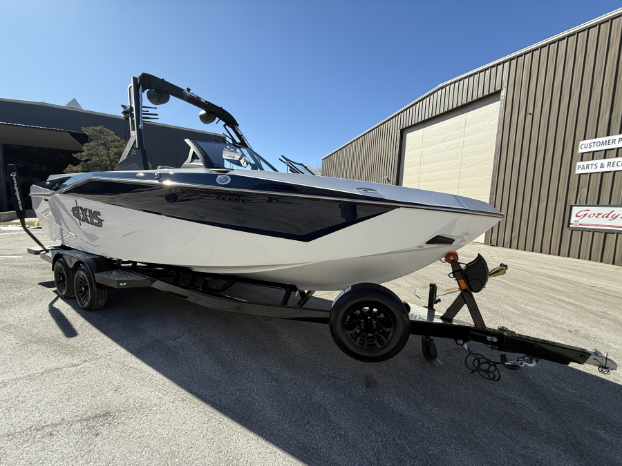 2025 Axis Boats T250 for sale in Fontana, Wisconsin