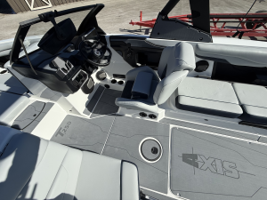 2025 Axis Boats T250 for sale in Fontana, Wisconsin