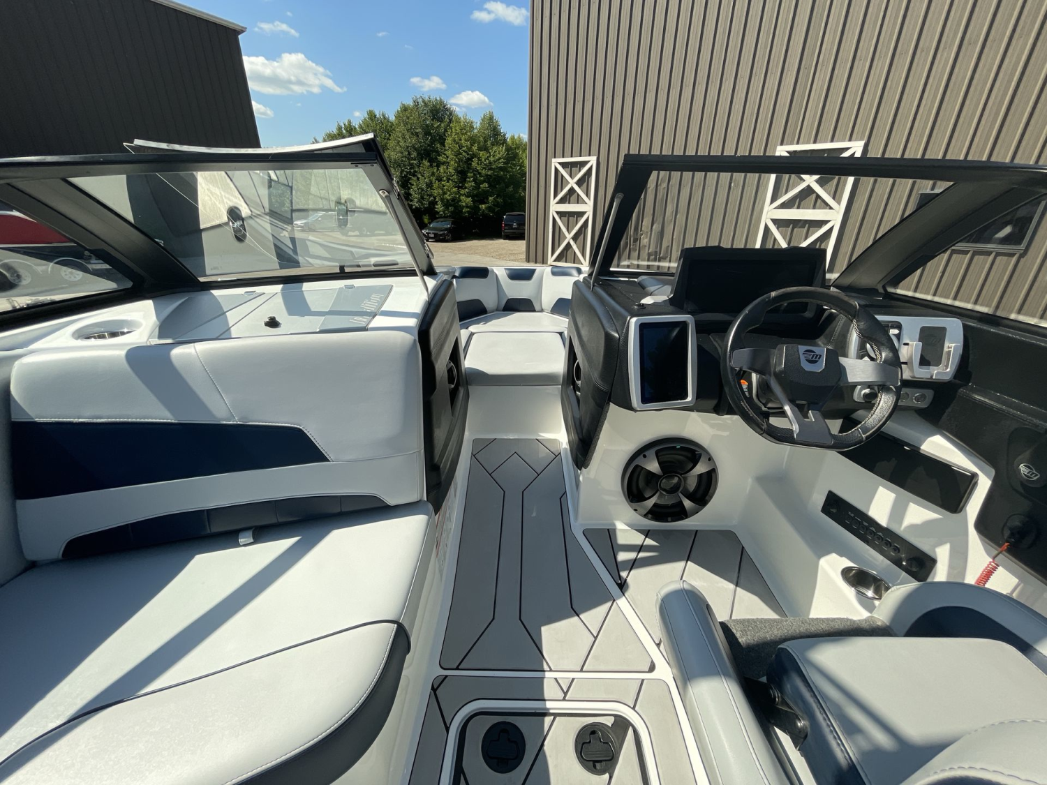 2021 Malibu Boats Wakesetter 22 LSV for sale in Fontana, Wisconsin