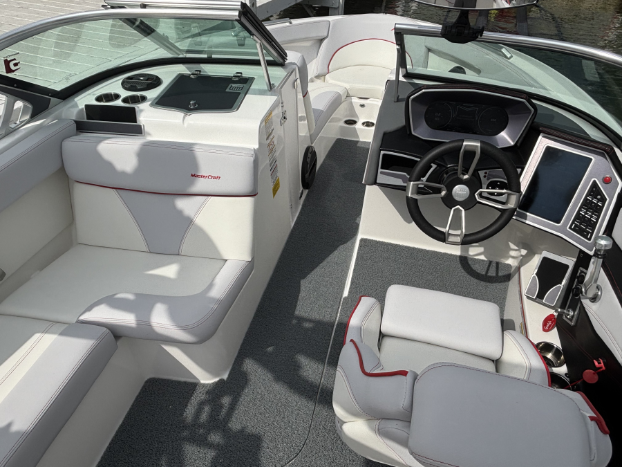 2019 Mastercraft Boats XT23 for sale in Fontana, Wisconsin