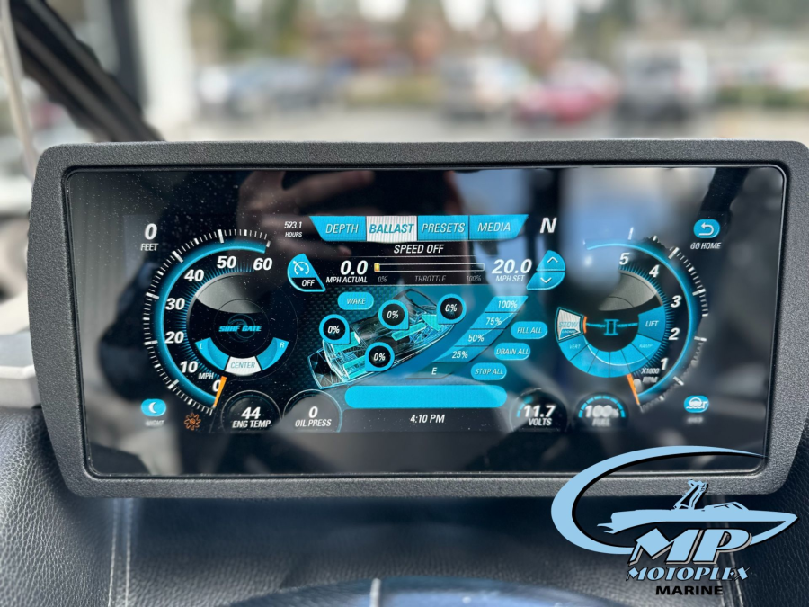 2015 Malibu Boats Wakesetter 247 LSV for sale in Lynnwood, Washington