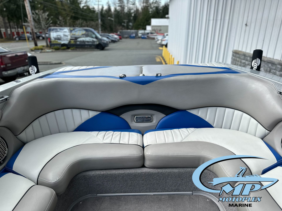 2015 Malibu Boats Wakesetter 247 LSV for sale in Lynnwood, Washington