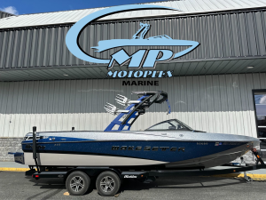 2015 Malibu Boats Wakesetter 247 LSV for sale in Lynnwood, Washington