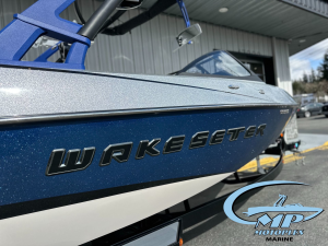2015 Malibu Boats Wakesetter 247 LSV for sale in Lynnwood, Washington
