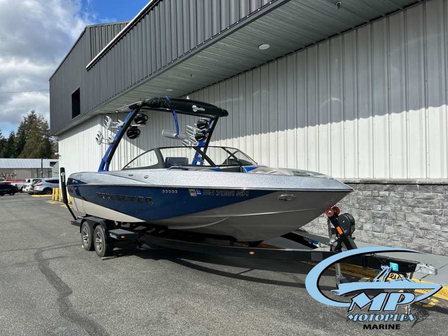 2015 Malibu Boats Wakesetter 247 LSV for sale in Lynnwood, Washington