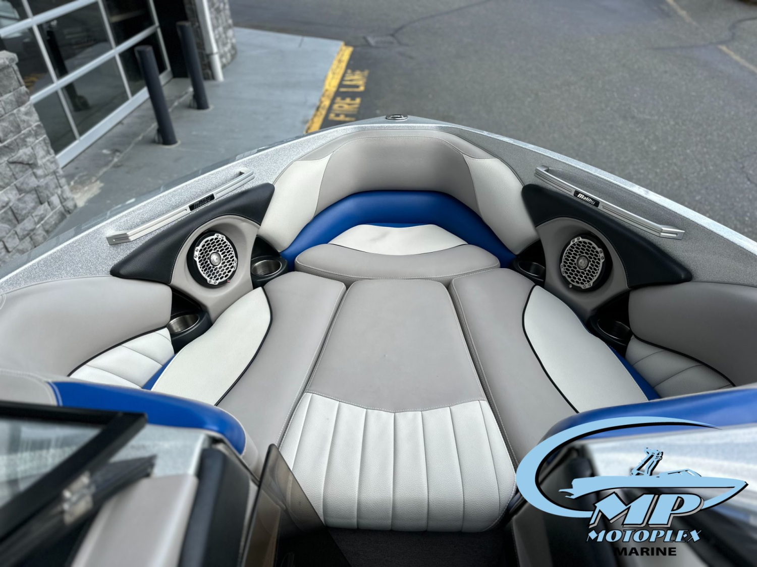 2015 Malibu Boats Wakesetter 247 LSV for sale in Lynnwood, Washington